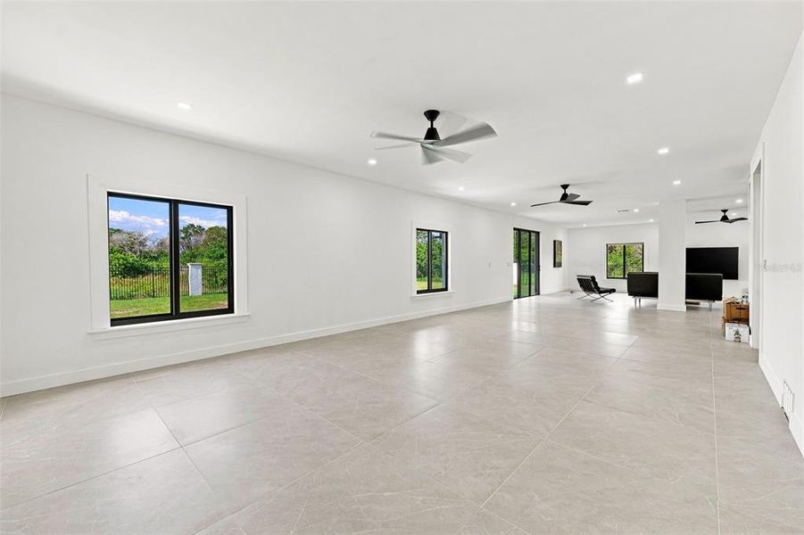 Spacious, unfurnished interior of a new home in , Port Richey (Image 22).