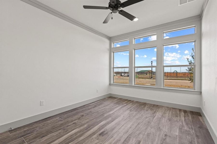 Spacious, unfurnished interior of a new home in , Howe (Image 24).