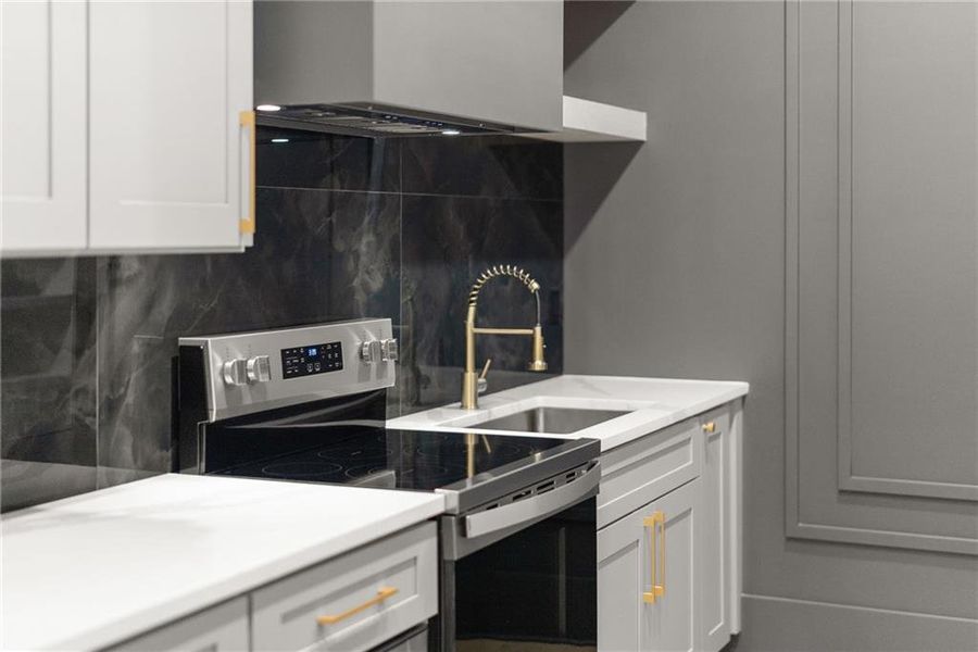 Furnished interior view inside a new home in , Hoschton (Image 12).