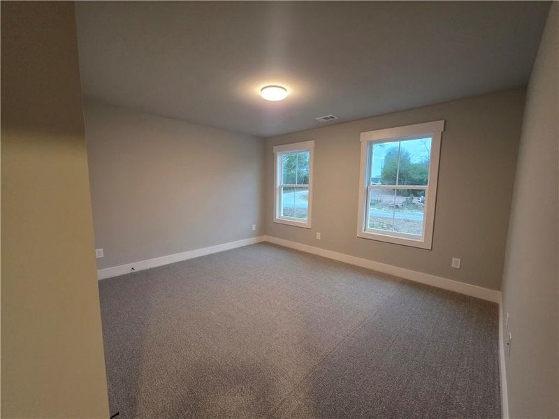 Spacious, unfurnished interior of a new home in , Statham (Image 24).