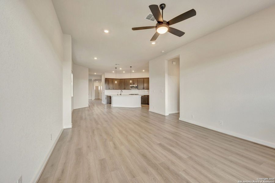 Spacious, unfurnished interior of a new home in , New Braunfels (Image 33). Spacious, unfurnished interior of a new home in , New Braunfels (Image 33).