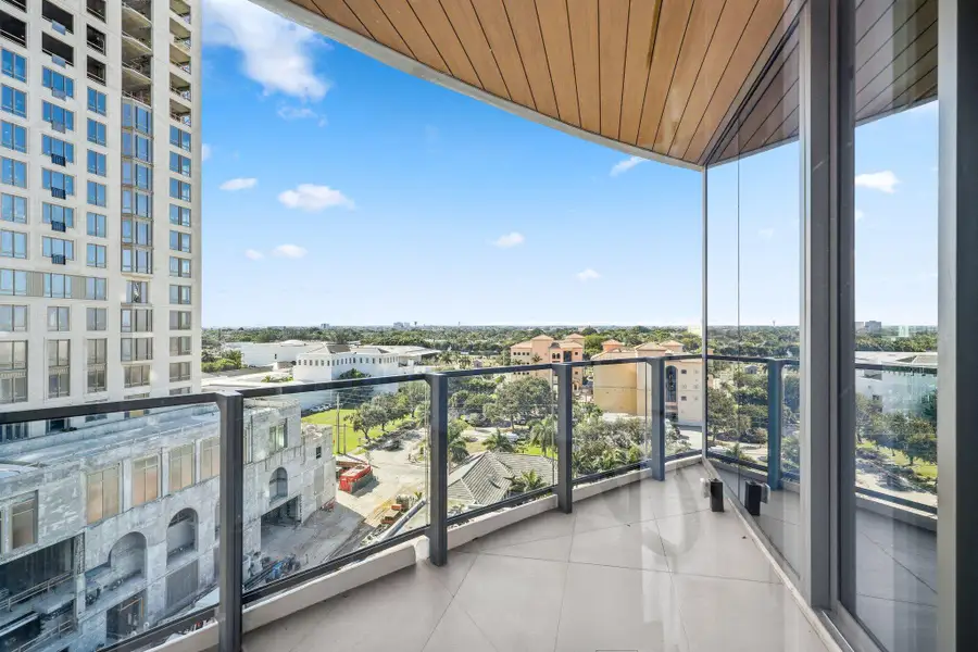 Exterior details and patio area of a home in , West Palm Beach (Image 2). Exterior details and patio area of a home in , West Palm Beach (Image 2).