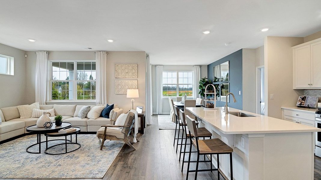 Representative furnished interior of a home built from the Bristol Bonus by D.R. Horton in Riverwood Gardens, Oakland (Image 4).