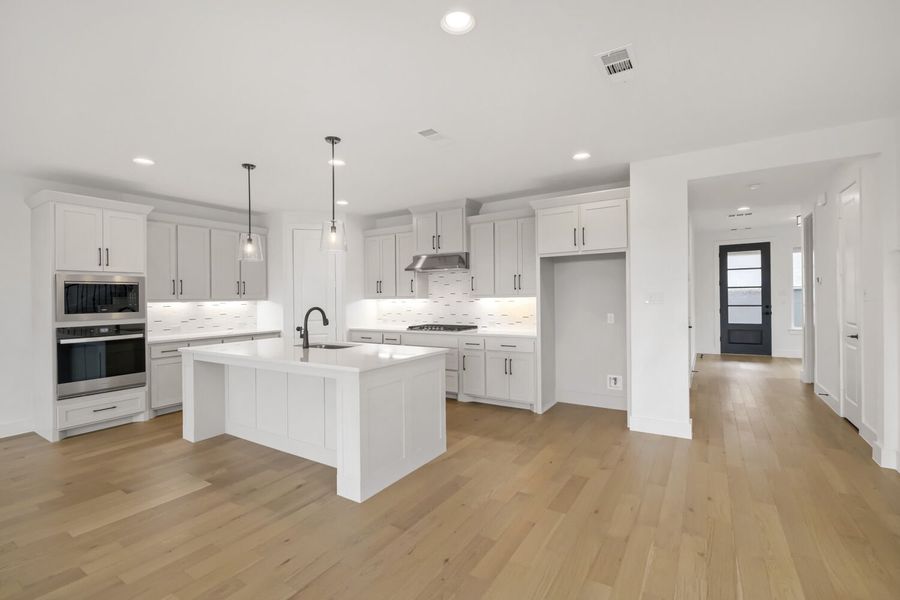 3241 Vaquero - Kitchen