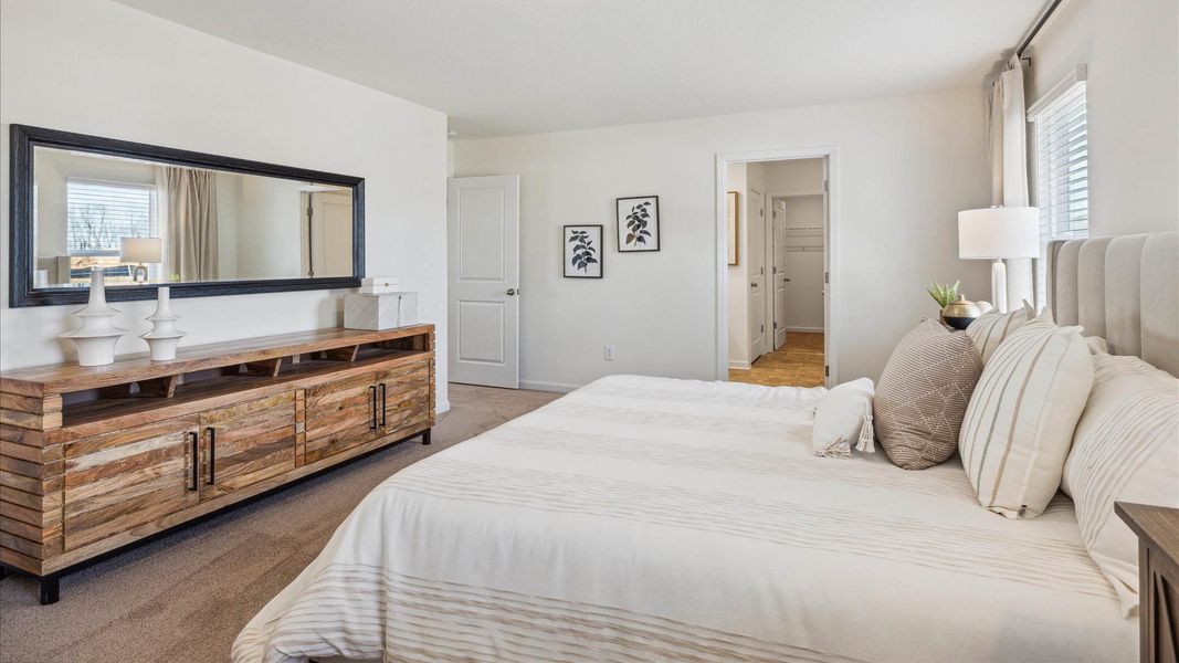 Representative furnished interior of a home built from the Hanover by D.R. Horton in Fieldcrest Acres, Blountville (Image 18).