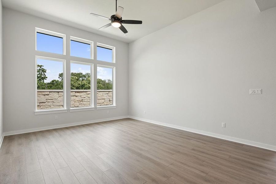 Spacious, unfurnished interior of a new home in Lagos Reserve, Manor (Image 23).