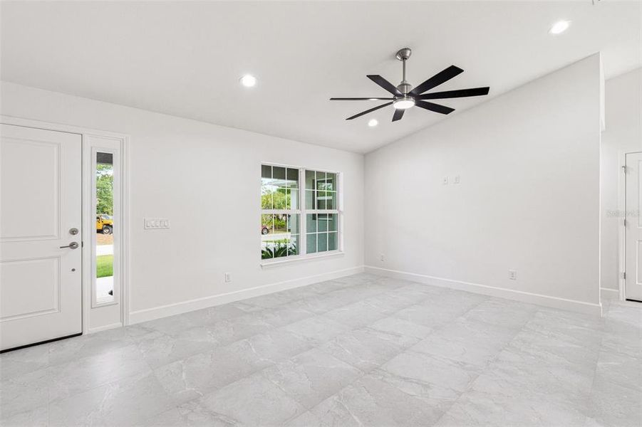 Spacious, unfurnished interior of a new home in , Englewood (Image 21).