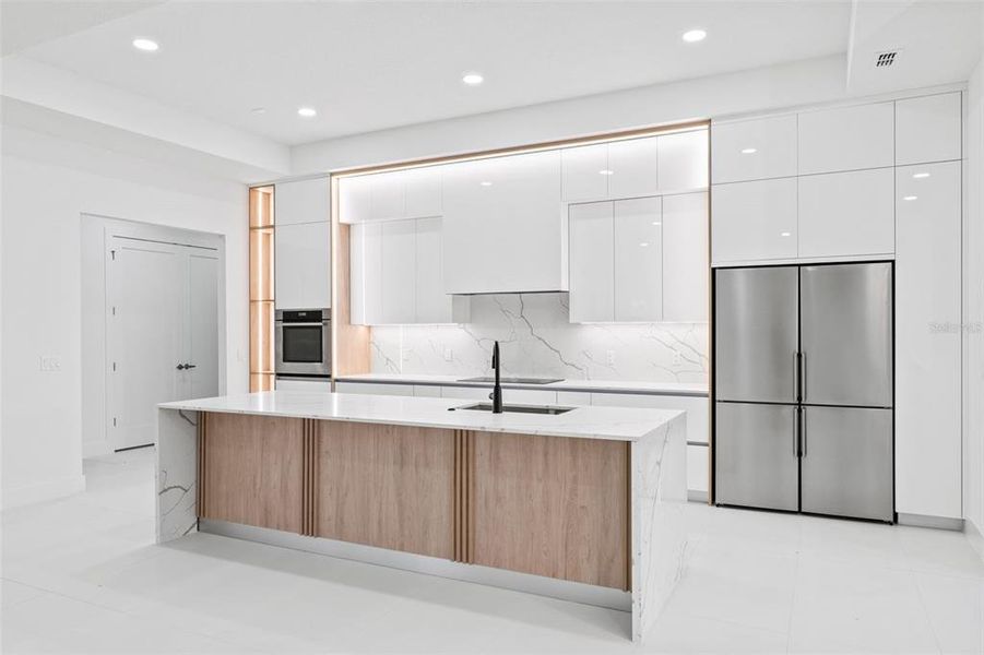 Furnished interior view inside a new home in , Malabar (Image 31).