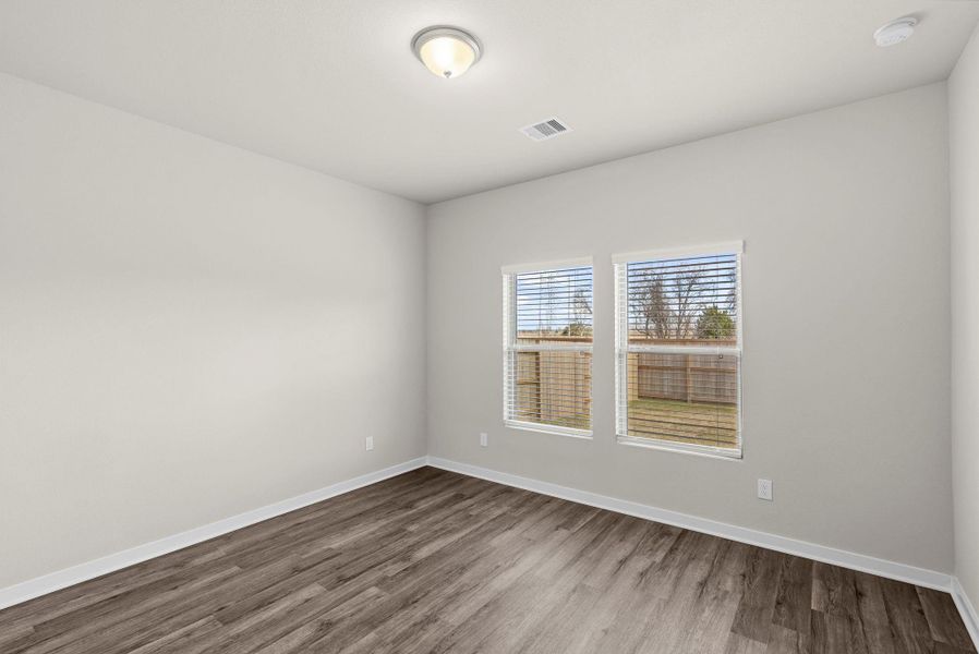 Spacious, unfurnished interior of a new home in Windrose Green, Angleton (Image 18).