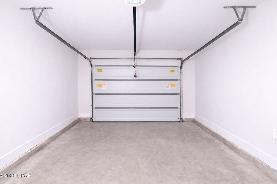 Spacious, unfurnished interior of a new home in Fox Glenn, Panama City (Image 18).