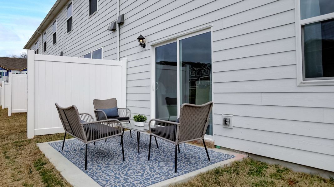 Exterior details and patio area of a home in Addison Park, Lebanon (Image 2).