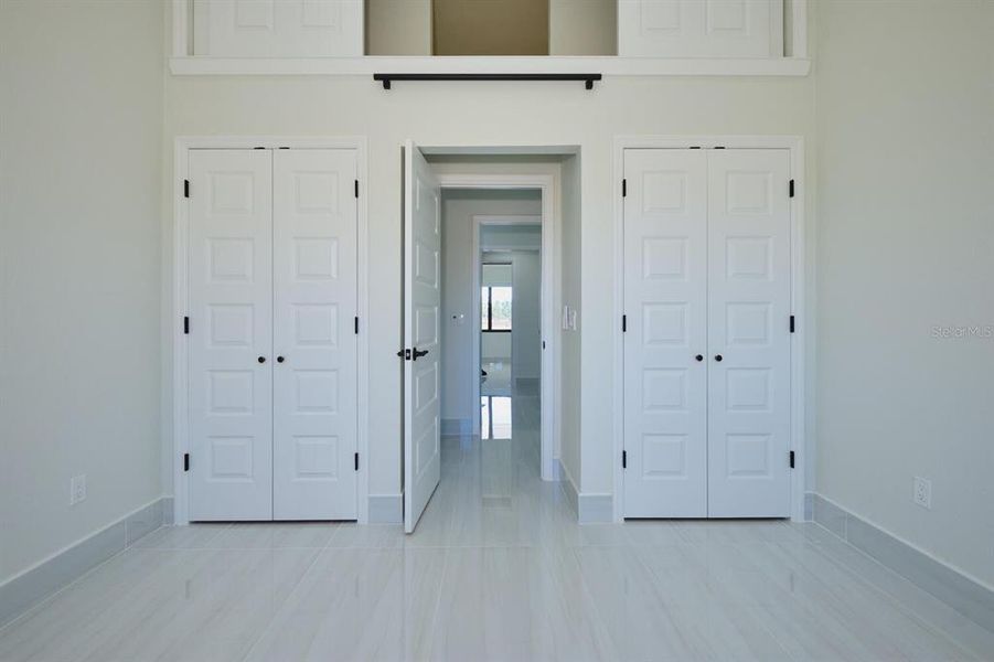 Spacious, unfurnished interior of a new home in , Punta Gorda (Image 27).