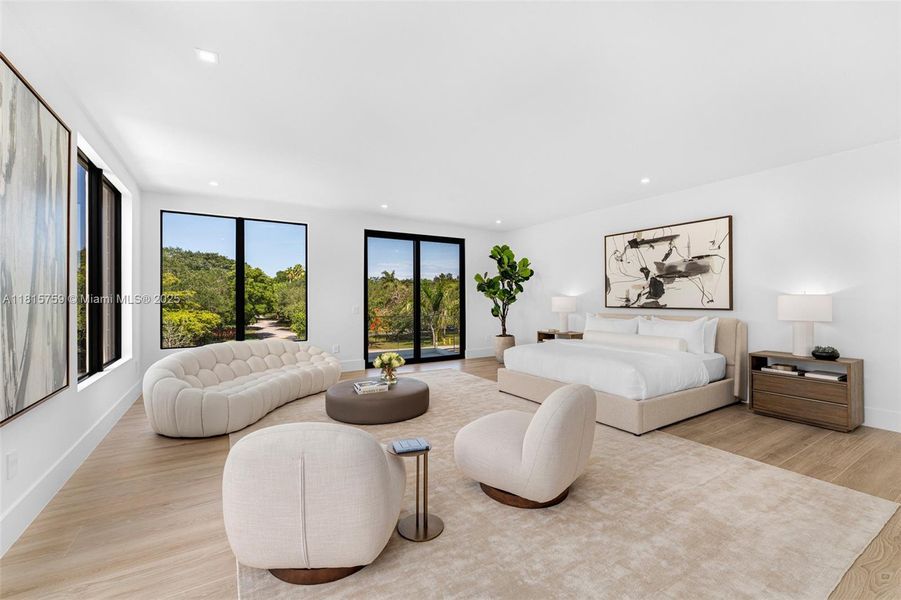 Furnished interior view inside a new home in , Pinecrest (Image 8).
