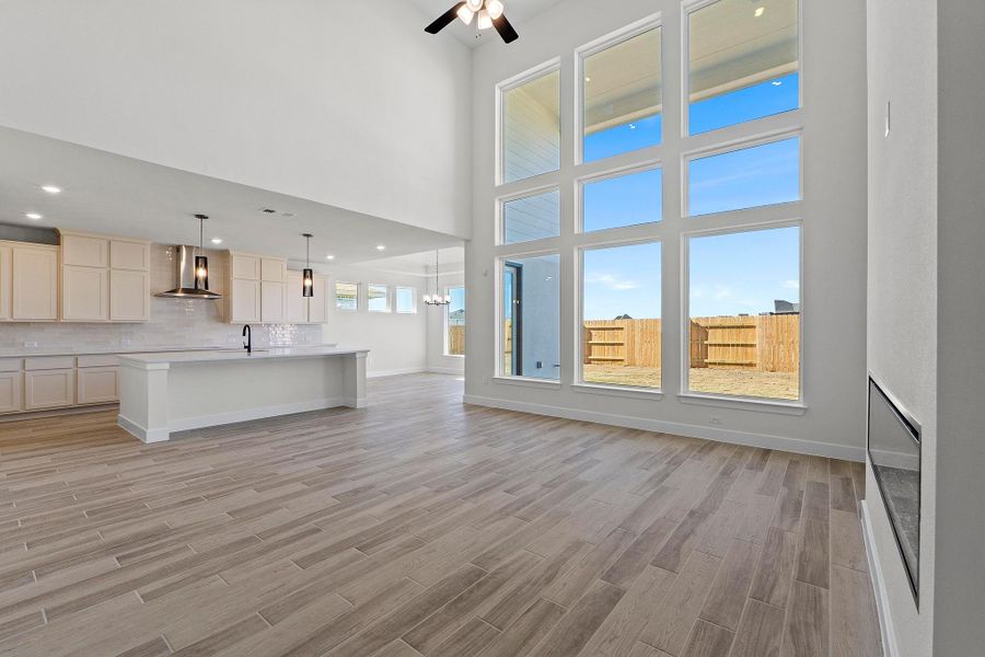 Spacious, unfurnished interior of a new home in Lariat, Liberty Hill (Image 23).
