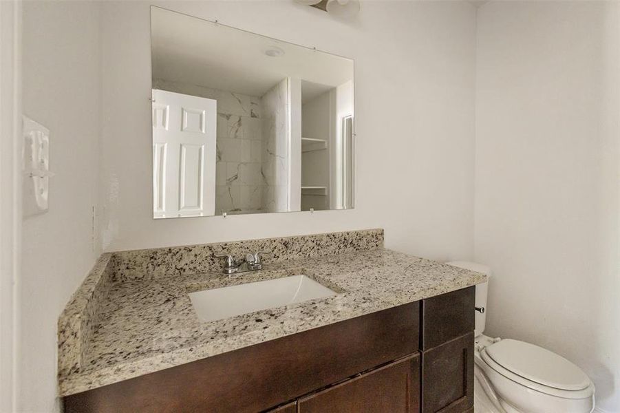 Furnished interior view inside a new home in , Mabank (Image 12). Furnished interior view inside a new home in , Mabank (Image 12).