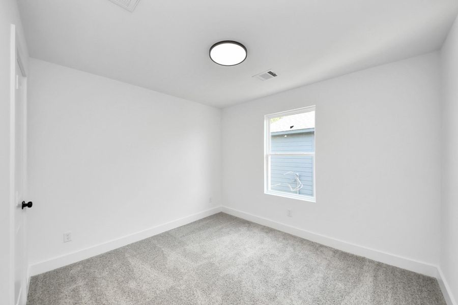 Spacious, unfurnished interior of a new home in , Huffman (Image 33).