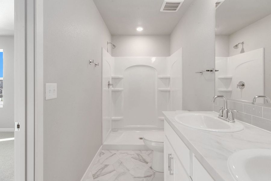 Owner's Suite Bathroom Owner's Suite Bathroom