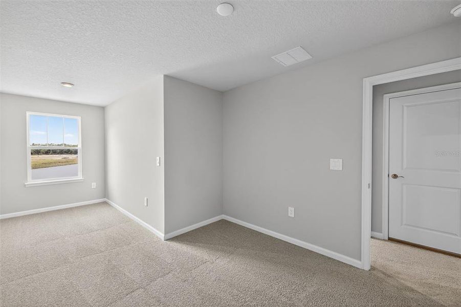 Spacious, unfurnished interior of a new home in Crosswind Ranch, Parrish (Image 21).