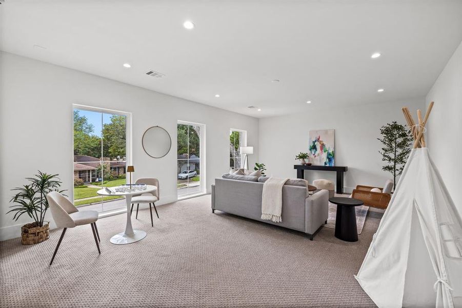 Furnished interior view inside a new home in , Dallas (Image 8). Furnished interior view inside a new home in , Dallas (Image 8).