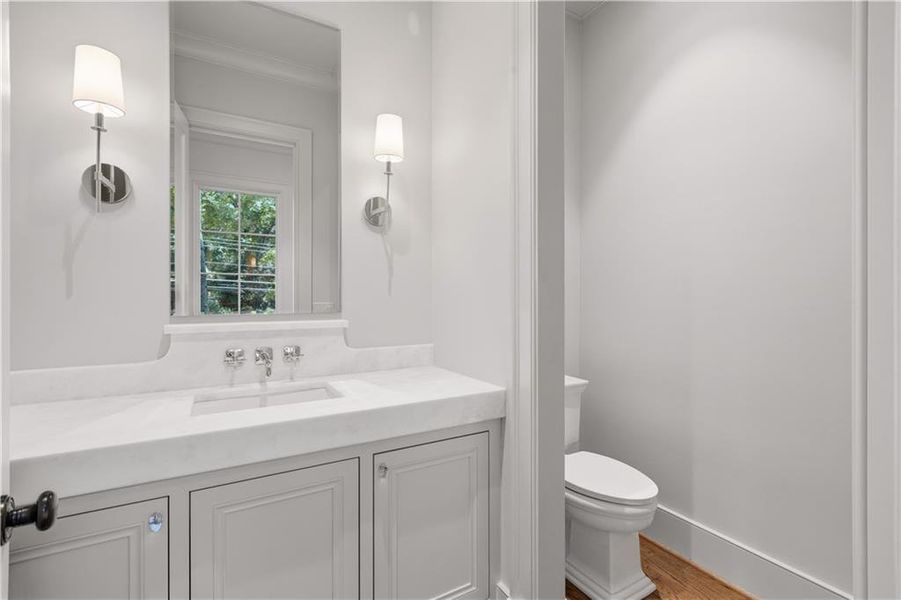 Furnished interior view inside a new home in , Atlanta (Image 39).