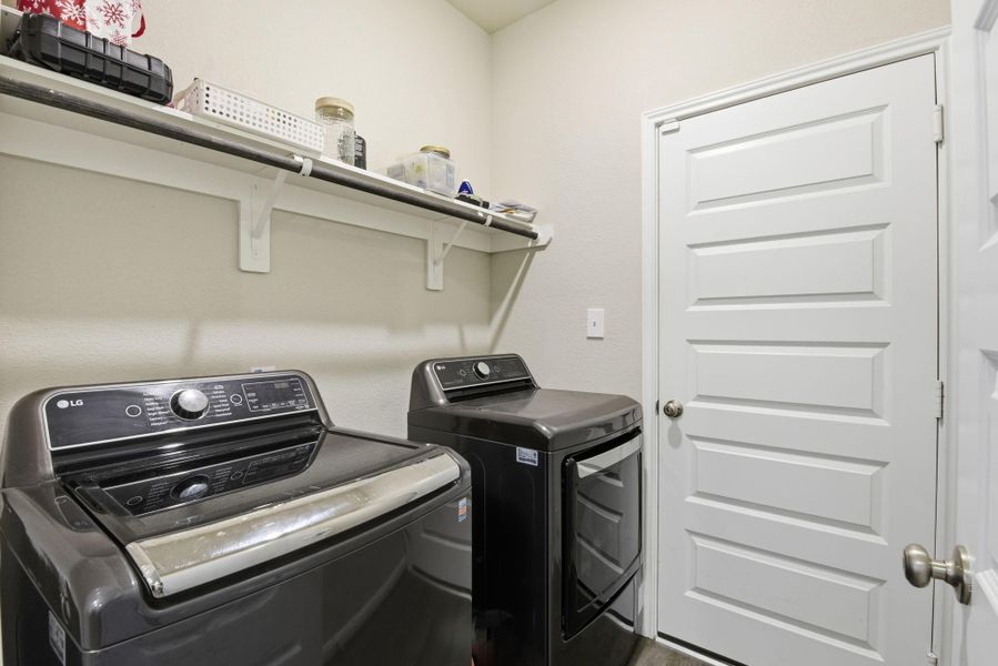 Close-up of interior finishes inside a home in Legends Bay, Baytown (Image 20). Close-up of interior finishes inside a home in Legends Bay, Baytown (Image 20).