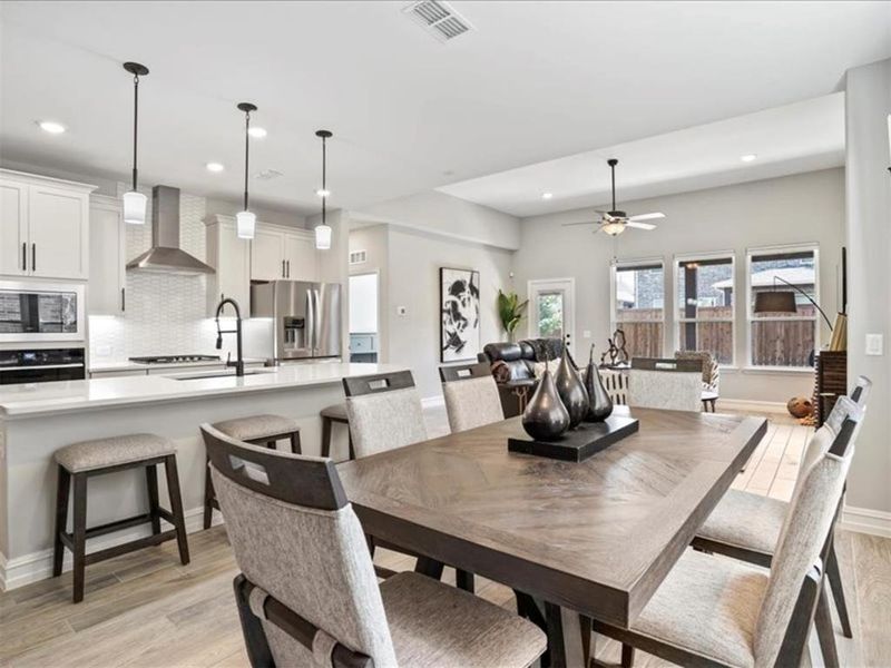 Room for everyone to gather, whether it’s taco night or takeout—because the kitchen is the party. Room for everyone to gather, whether it’s taco night or takeout—because the kitchen is the party.