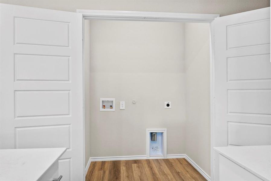 Spacious, unfurnished interior of a new home in , Fort Worth (Image 12).