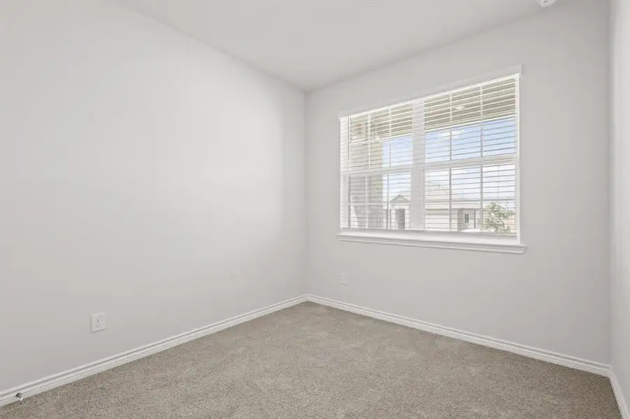Spacious, unfurnished interior of a new home in Rocky Creek Crossing, Fort Worth (Image 8). Spacious, unfurnished interior of a new home in Rocky Creek Crossing, Fort Worth (Image 8).