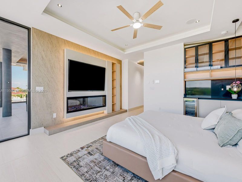 Furnished interior view inside a new home in , Key Largo (Image 5).