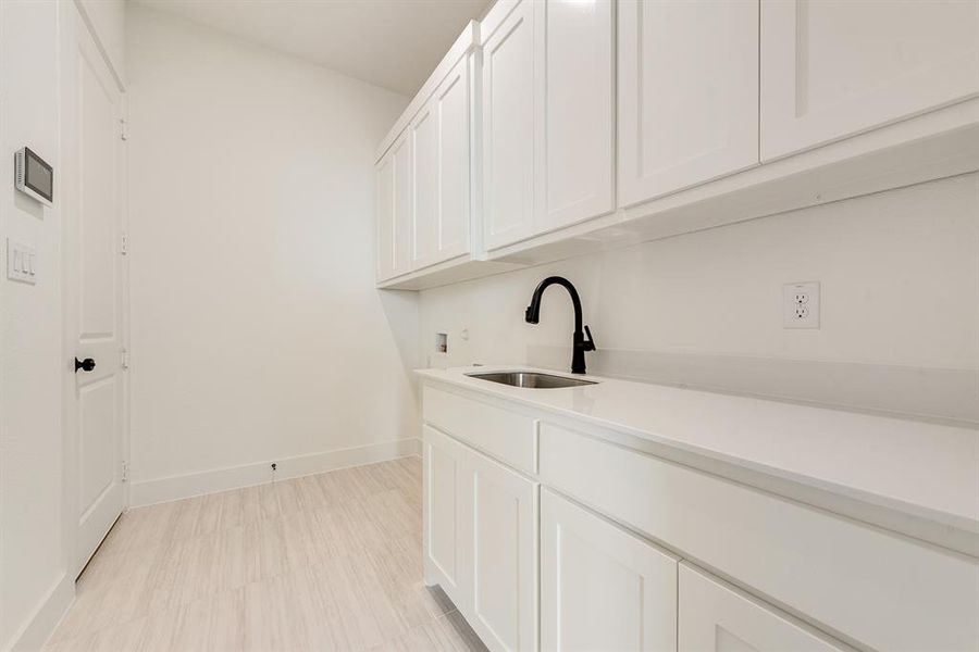 Furnished interior view inside a new home in The Homestead - 62', Rockwall (Image 14).