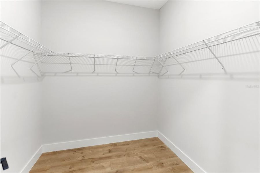 Spacious, unfurnished interior of a new home in , Port Charlotte (Image 72).