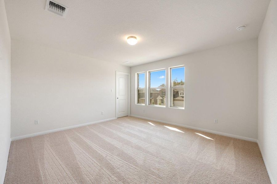 Spacious, unfurnished interior of a new home in The Colony, Bastrop (Image 33). Spacious, unfurnished interior of a new home in The Colony, Bastrop (Image 33).