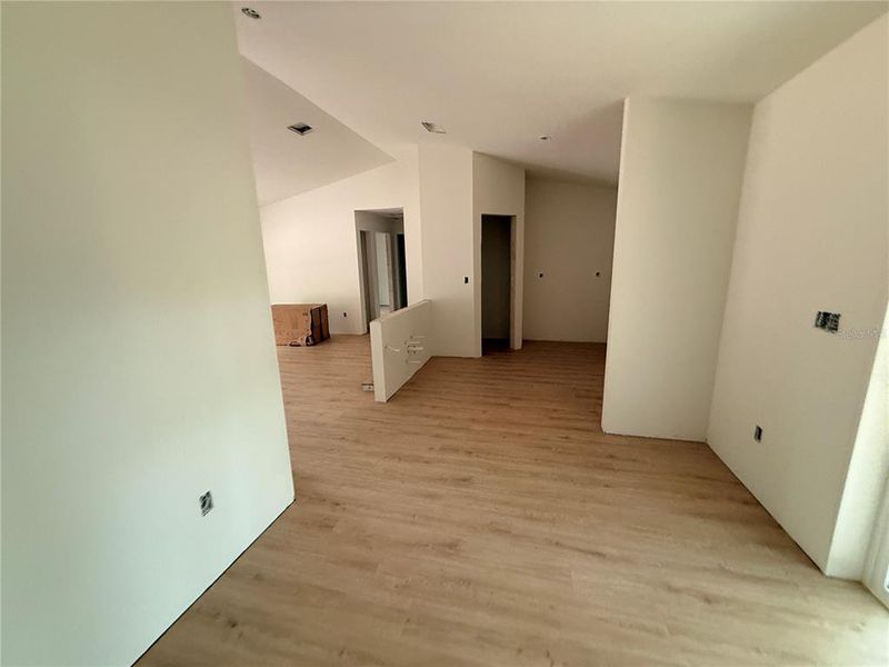 Spacious, unfurnished interior of a new home in , Summerfield (Image 5).