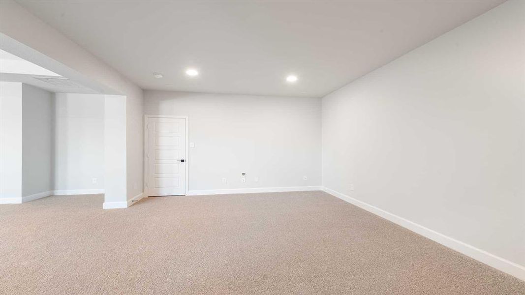 Spacious, unfurnished interior of a new home in Terraces 82'/100', Rockwall (Image 16). Spacious, unfurnished interior of a new home in Terraces 82'/100', Rockwall (Image 16).