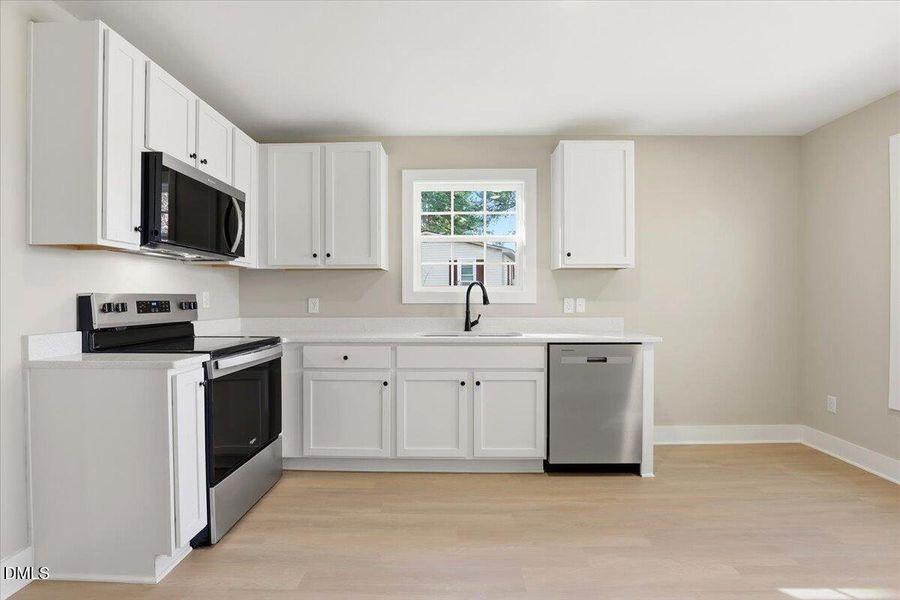 21-215 N Lumber St-21