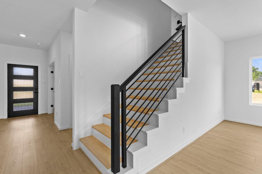 Spacious, unfurnished interior of a new home in Lake Conroe Cove, Willis (Image 24). Spacious, unfurnished interior of a new home in Lake Conroe Cove, Willis (Image 24).
