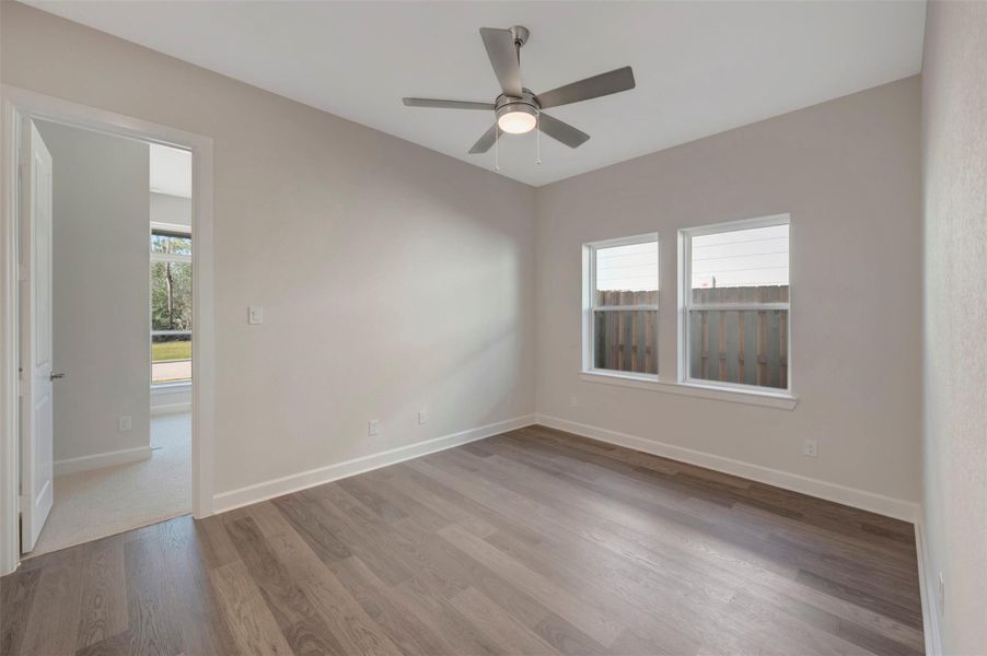 Open Retreat space between the 2 2ndary bedrooms allowed space for a 2nd study or workout or play room!