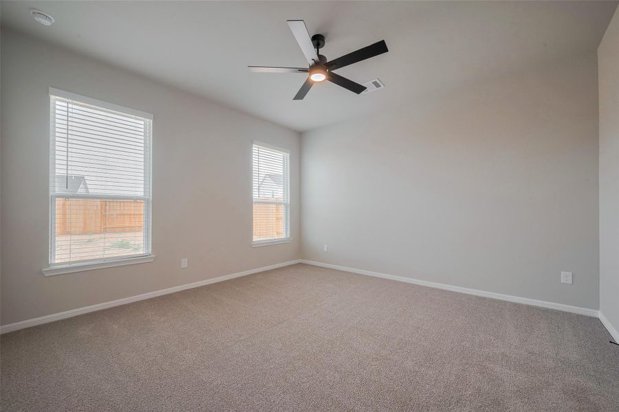 Spacious, unfurnished interior of a new home in Woodland Lakes, Huffman (Image 35).