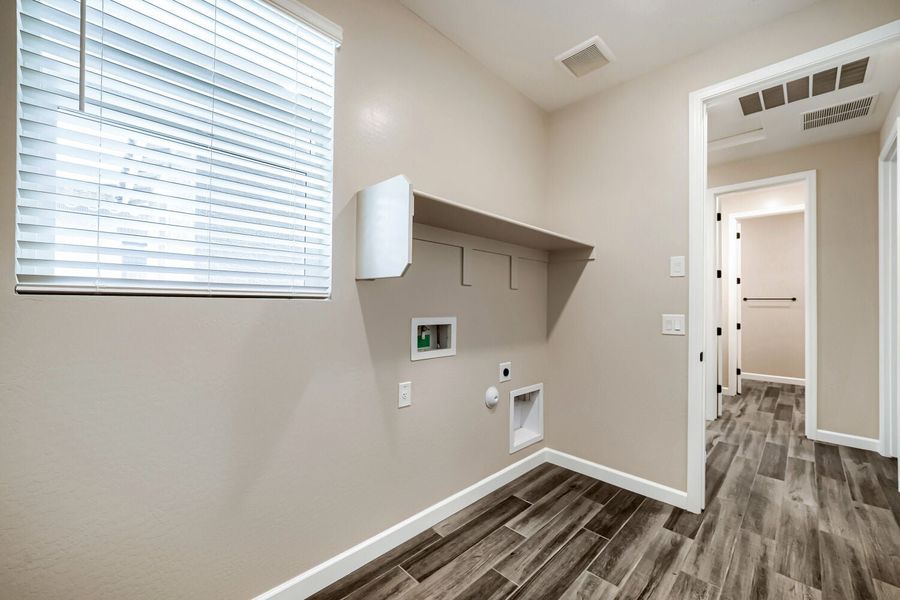 New Home in Surprise, AZ.  - Slide 27
