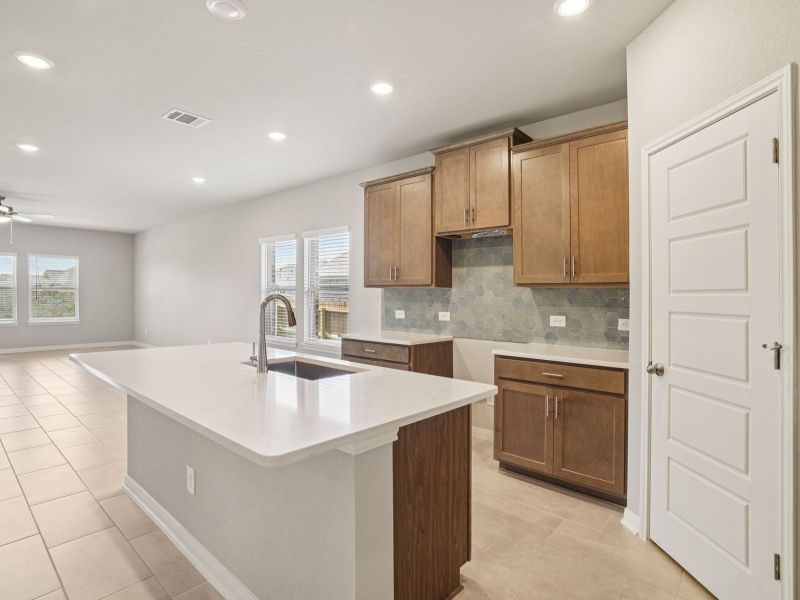 Furnished interior view inside a new home in Lark Canyon, New Braunfels (Image 7).