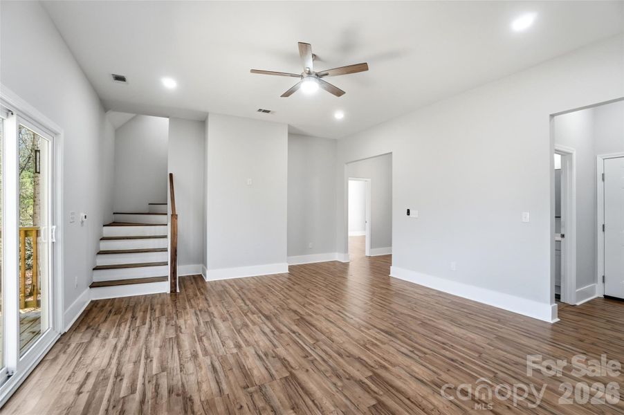 Spacious, unfurnished interior of a new home in , Hickory (Image 32).