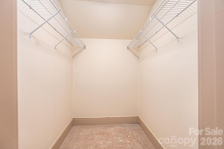 Spacious, unfurnished interior of a new home in , Newton (Image 18).