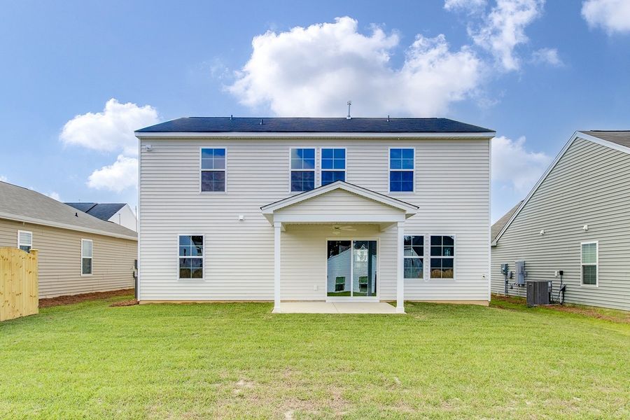Exterior details and patio area of a home in Winston Point, Gilbert (Image 18). Exterior details and patio area of a home in Winston Point, Gilbert (Image 18).