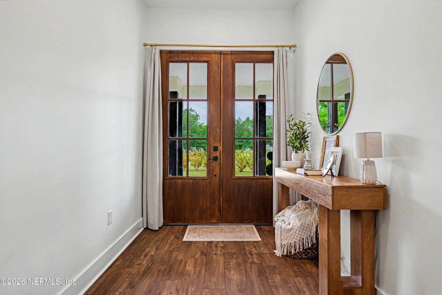 Furnished interior view inside a new home in , Callahan (Image 61).