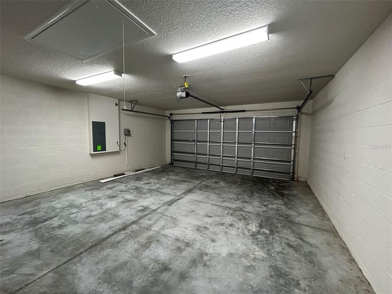 Spacious, unfurnished interior of a new home in , Citrus Springs (Image 19). Spacious, unfurnished interior of a new home in , Citrus Springs (Image 19).