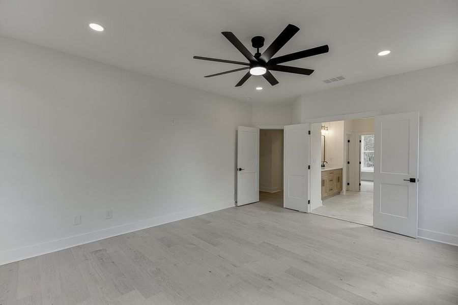 Spacious, unfurnished interior of a new home in , Flowery Branch (Image 42).