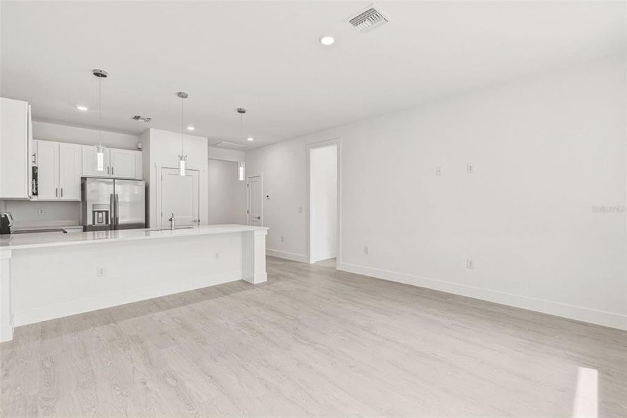 Spacious, unfurnished interior of a new home in , Punta Gorda (Image 17).