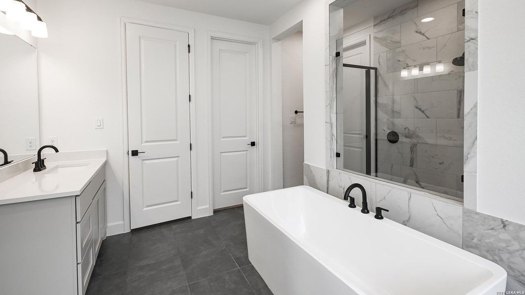 Furnished interior view inside a new home in Veramendi, New Braunfels (Image 17).