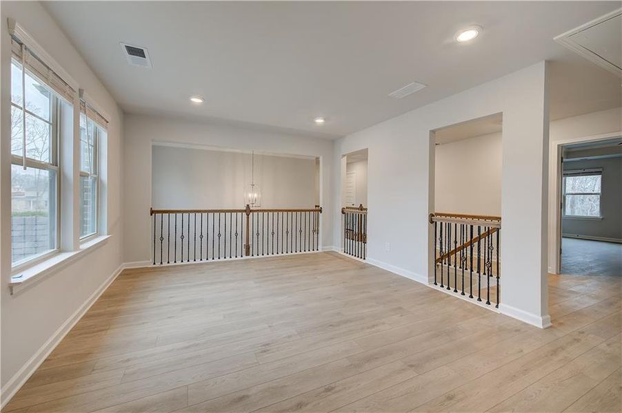 Spacious, unfurnished interior of a new home in Trinity Park, McDonough (Image 32).