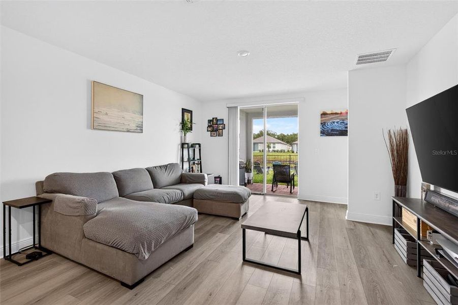 Furnished interior view inside a new home in Links Terrace, Daytona Beach (Image 33).